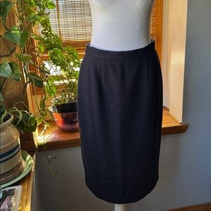 90’s EVC Lined Wool Navy Blue Worthington Women’s Size 8 Tall Pencil Skirt